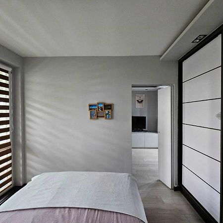 Apartament W Centrum Miasta Z Balkonem Jastrzębie Zdrój Buitenkant foto